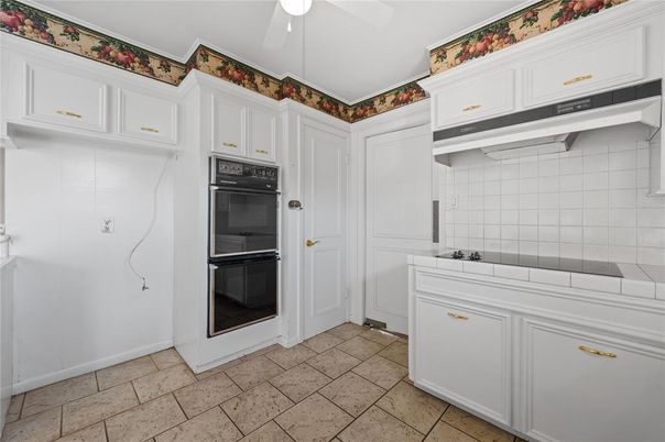Interior, Kitchen, Tile Countertops