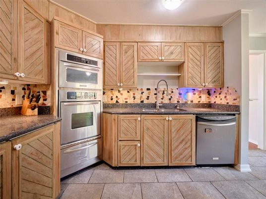 Interior, Kitchen, Stainless Steel Appliances