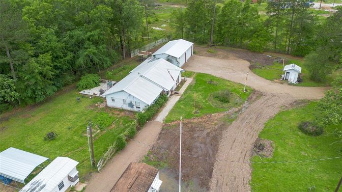 Exterior, Drone