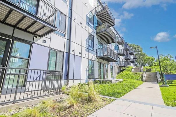 Exterior, Facade, Condo Building