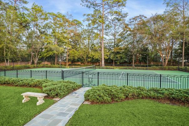 Exterior, Tennis Courts