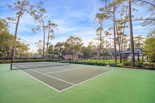 Exterior, Tennis Courts