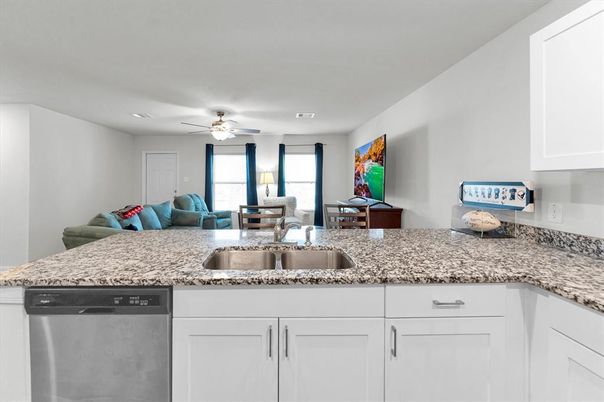 Dining room, Interior, Kitchen, Recessed Lighting