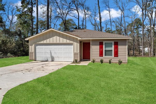 Attached, Exterior, Facade, Ranch