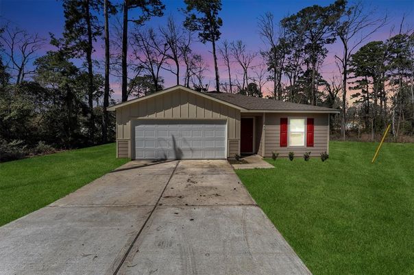 Attached, Backyard, Exterior, Facade, Ranch