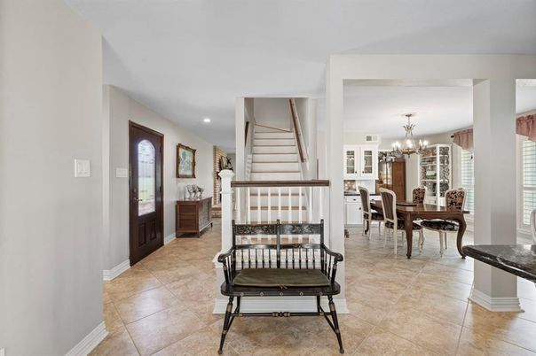 Chandelier, Dining room, Interior, Recessed Lighting