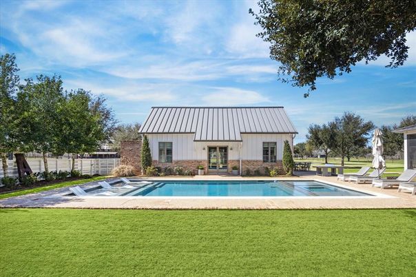 Backyard, Exterior, Pool