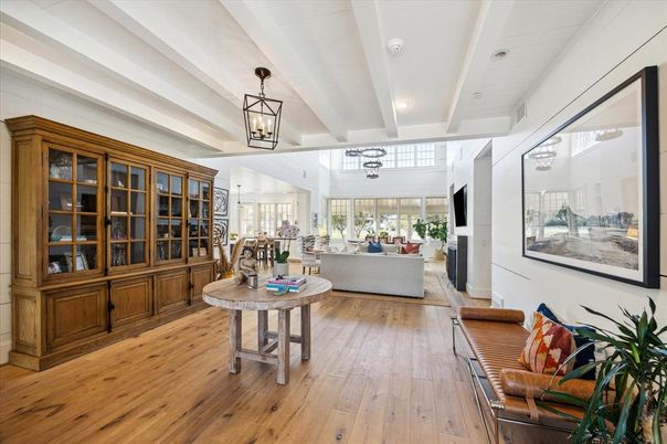 Interior, Living room, Pendant Lights, Recessed Lighting, Wood Texture Flooring