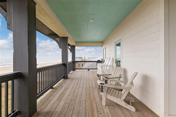 Exterior, Wood Texture Flooring