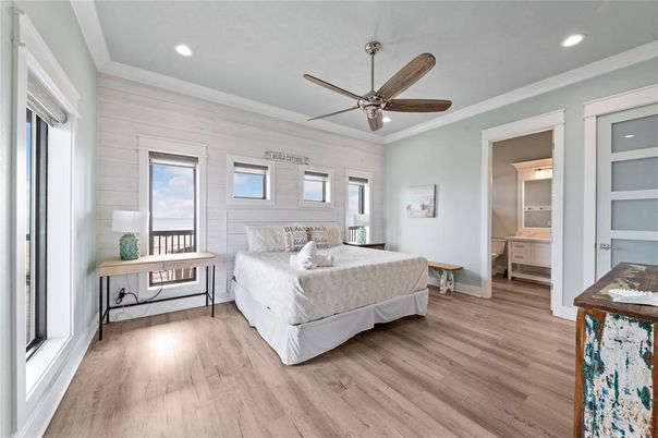 Bedroom, Interior, Recessed Lighting, Wood Texture Flooring