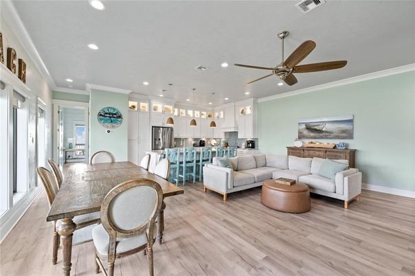 Dining room, Interior, Kitchen, Living room, Pendant Lights, Recessed Lighting, Stainless Steel Appliances, Wood Texture Flooring