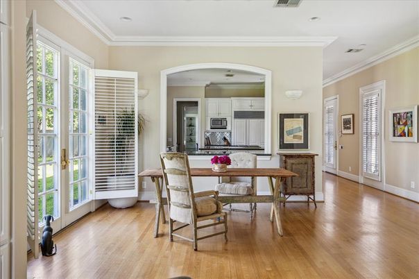 Dining room, Interior, Kitchen, Recessed Lighting, Stainless Steel Appliances, Wood Texture Flooring