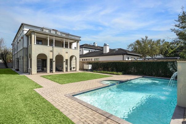 Backyard, Exterior, Pool