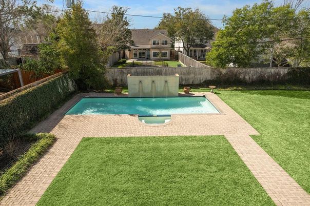 Backyard, Exterior, Pool