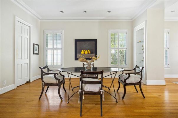 Dining room, Fireplace, Interior, Recessed Lighting, Wood Texture Flooring