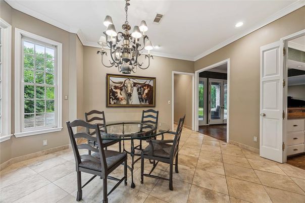 Chandelier, Dining room, Interior, Recessed Lighting