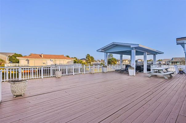 Exterior, Wood Texture Flooring