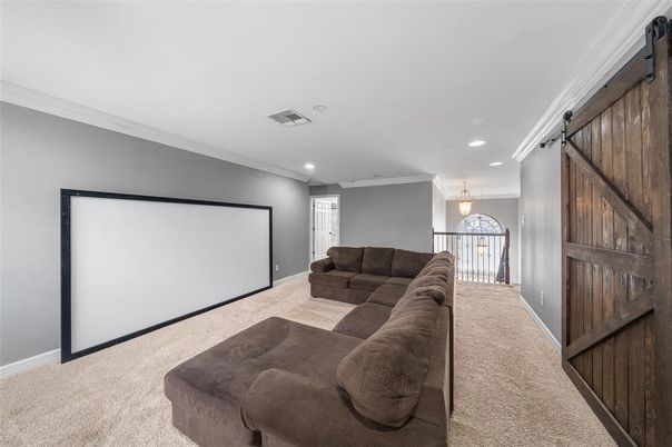 Interior, Living room, Pendant Lights, Projection Screen, Recessed Lighting, Theatre Room