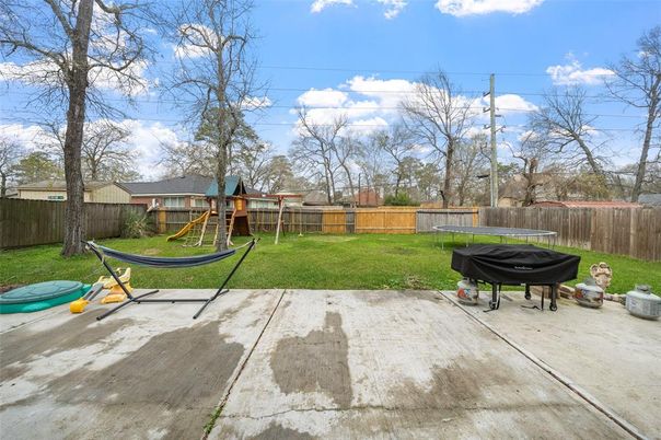Backyard, Exterior, Playground