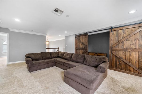 Interior, Living room, Pendant Lights, Recessed Lighting