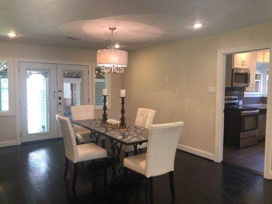 Chandelier, Dining room, Interior, Kitchen, Recessed Lighting, Wood Texture Flooring