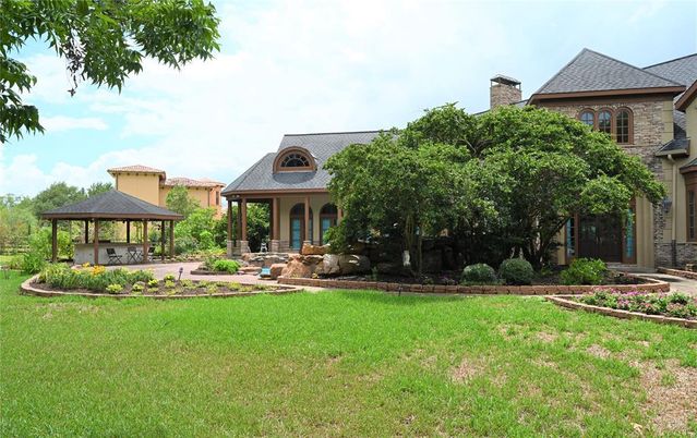 Backyard, Exterior, Facade, French Provincial