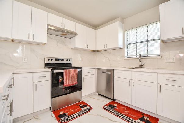 Interior, Kitchen, Marble, Marble Walls, Stainless Steel Appliances