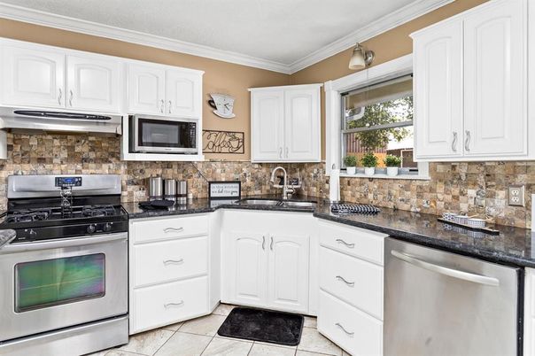 Interior, Kitchen, Stainless Steel Appliances
