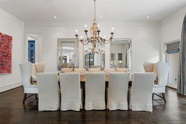 Chandelier, Dining room, Interior, Recessed Lighting, Wood Texture Flooring