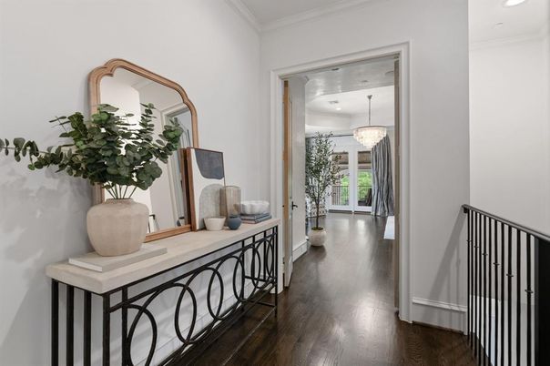 Chandelier, Interior, Recessed Lighting, Wood Texture Flooring