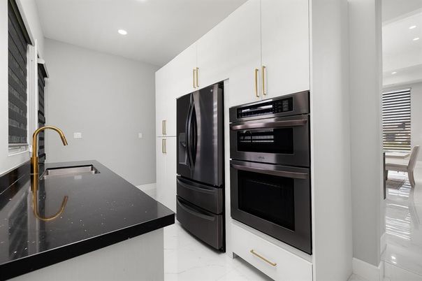 Interior, Kitchen, Marble, Recessed Lighting