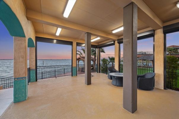 Exterior, Lake, Water