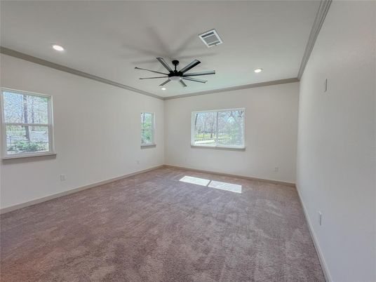 Empty room, Interior, Recessed Lighting