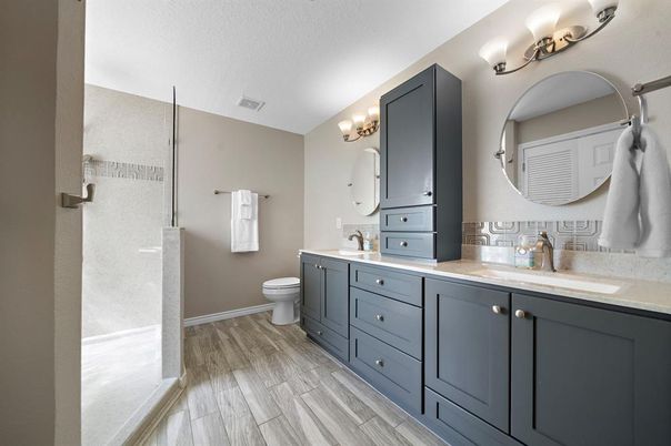 Bathroom, Dual Sink Vanities, Interior, Wood Texture Flooring