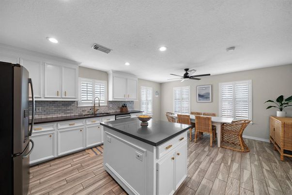 Dining room, Interior, Kitchen, Recessed Lighting, Wood Texture Flooring