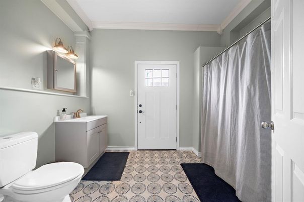 Bathroom, Interior