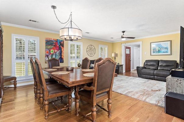 Chandelier, Dining room, Interior, Living room, Wood Texture Flooring