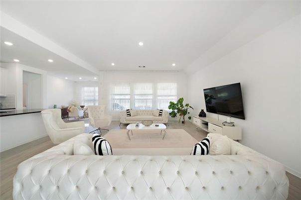 Interior, Living room, Recessed Lighting, Wood Texture Flooring