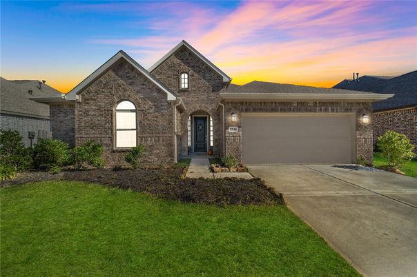 Attached, Exterior, Facade, Brick Facade, Brick Traditional