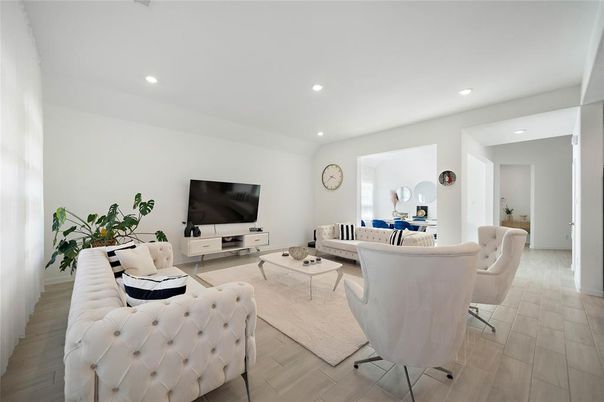 Interior, Living room, Recessed Lighting, Wood Texture Flooring
