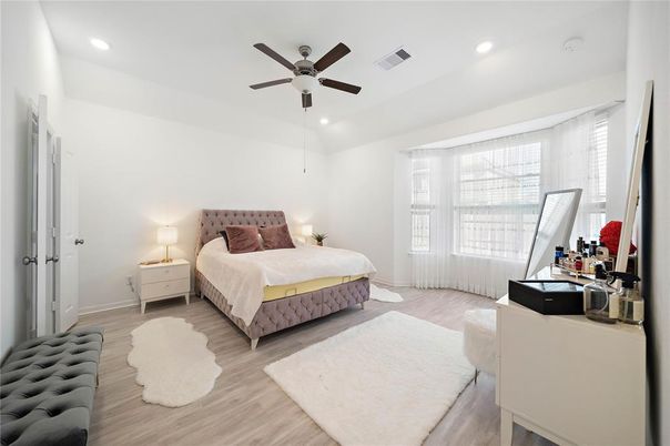 Bedroom, Interior, Recessed Lighting, Wood Texture Flooring