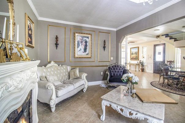 Fireplace, Interior, Living room