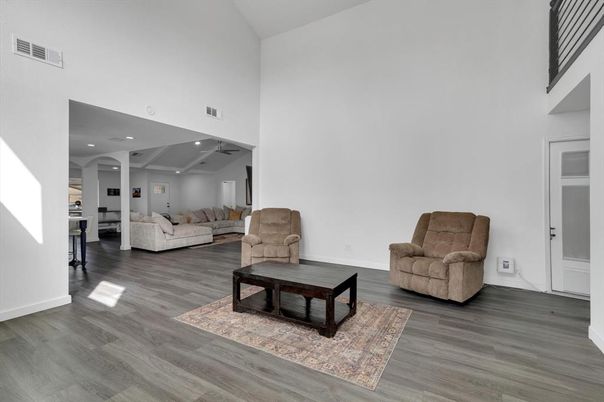 Interior, Living room, Recessed Lighting, Wood Texture Flooring
