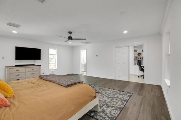 Bedroom, Interior, Recessed Lighting, Wood Texture Flooring