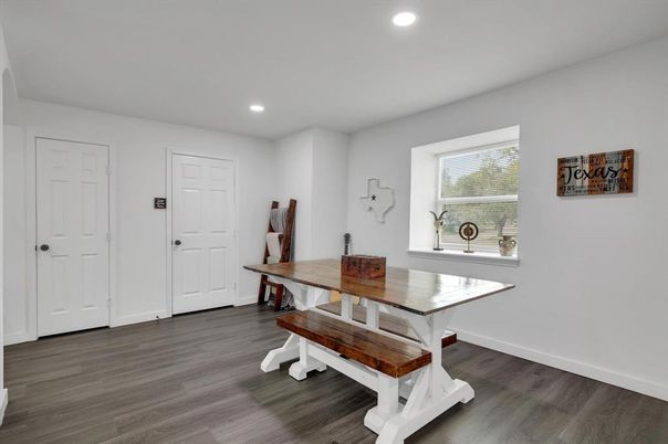 Dining room, Interior, Recessed Lighting, Wood Texture Flooring