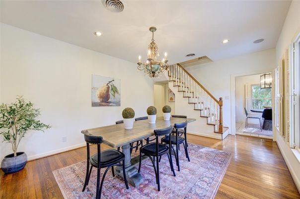 Chandelier, Dining room, Interior, Recessed Lighting, Wood Texture Flooring