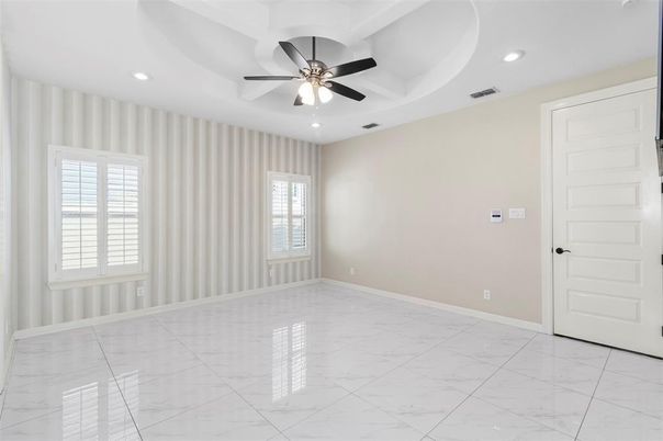 Empty room, Interior, Marble, Recessed Lighting