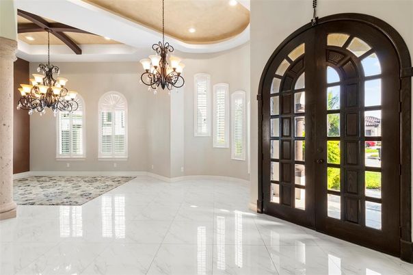 Chandelier, Interior, Marble, Recessed Lighting, Wooden Beams