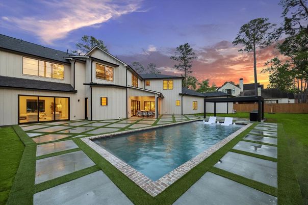 Backyard, Exterior, Pool