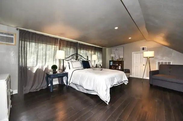 Bedroom, Interior, Recessed Lighting, Wood Texture Flooring
